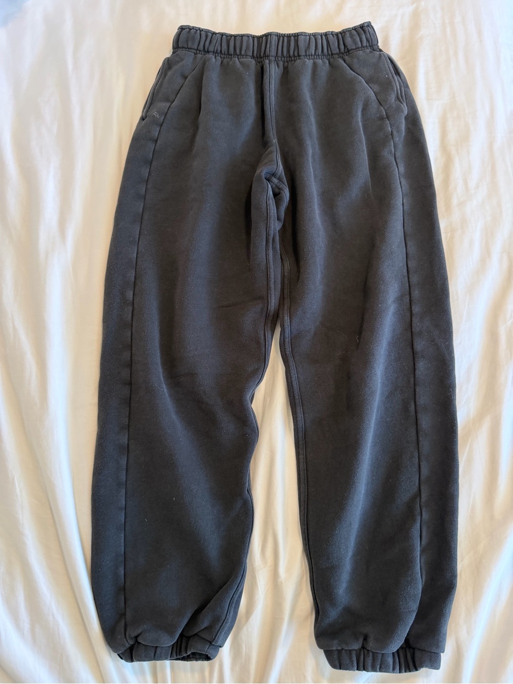 Lululemon Scuba Mid-Rise Oversized Jogger regular in black